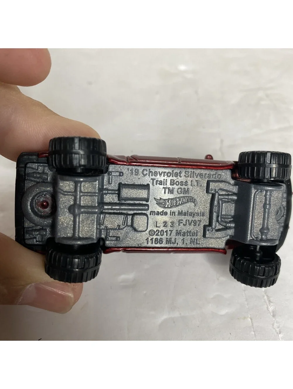 hot wheels Z71 Trail Boss 2017 Chevy Silverado